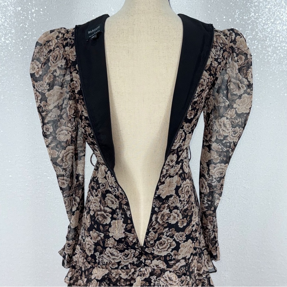 Bardot Winona Black and Cream Floral Long Sleeve Dress size small - Picture 6 of 16